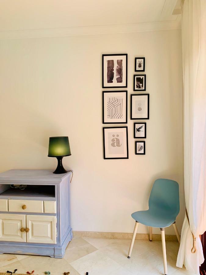 Beachside Apartment In Marbella Exterior photo